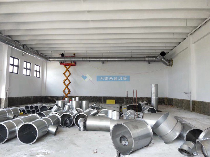 在不銹鋼風管制作過程中怎樣才能讓其不變形